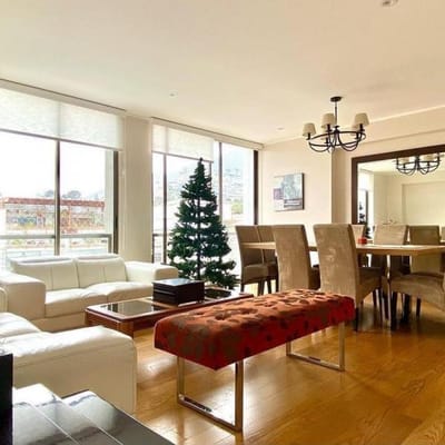 VENDO DEPARTAMENTO EN MONTERRICO CON REAS COMUNES