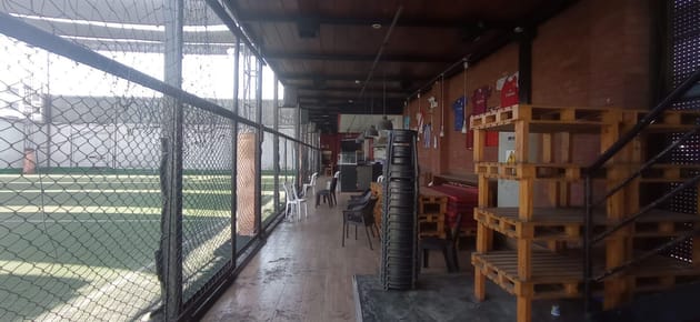 ALQUILER LOCAL COMERCIAL EN AV. PIRAMIDE DEL SOL