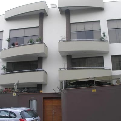 BAJO DE PRECIO GRAN OPORTUNIDAD  VENDO DPTO PRIMER PISO EN SURCO CHACARILLA