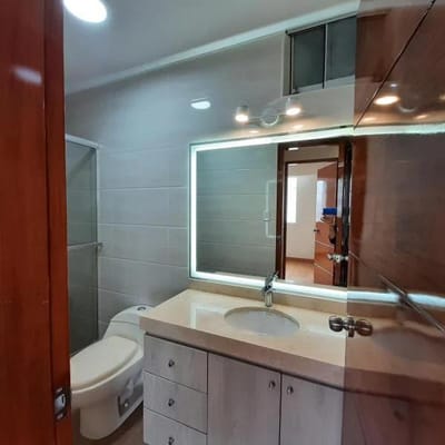 HERMOSO DEPA  DE ESTRENO  DE  HAB CUARTO DE ESTUDIO COSTADO DE  CHACARILLA