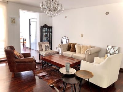 DPTO. CON TERRAZA FULL AMOBLADO Y EQUIPADO EN CHACARILLA