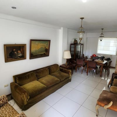 VENTA DEPARTAMENTO  DORMITORIOS VISTA A LA CALLE EXCELENTE ILUMINACION