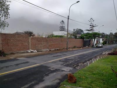 TERRENO EN VENTA CALLE ACAPULCO SOL DE LA MOLINA 1375m2/US$949,999