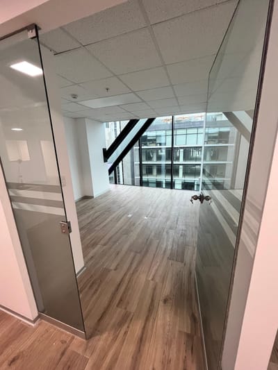 AlQUILO OFICINAS PREMIUM EN EL CORAZON DE MIRAFLORES