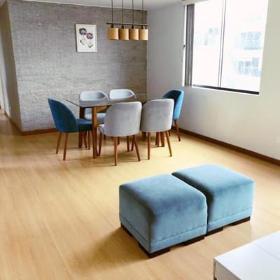 Bonito Departamento con balcn a   cuadra del malecn de la reserva