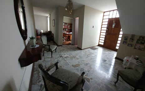 VENTA  CASA EN PUEBLO LIBRE. ESPALDA DE PERSHING Y AV. BRASIL.