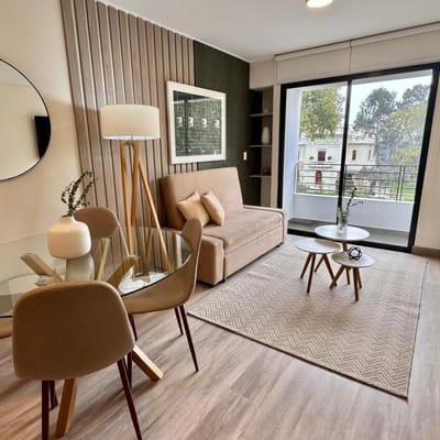 ALQUILO HERMOSO DPTO EN ESTRENO  AMOBLADO CON DISEADOR  EN ZONA FINANCIERA