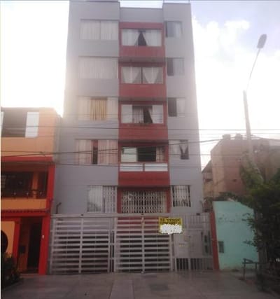 Venta de Departamento Tríplex en Los Olivos