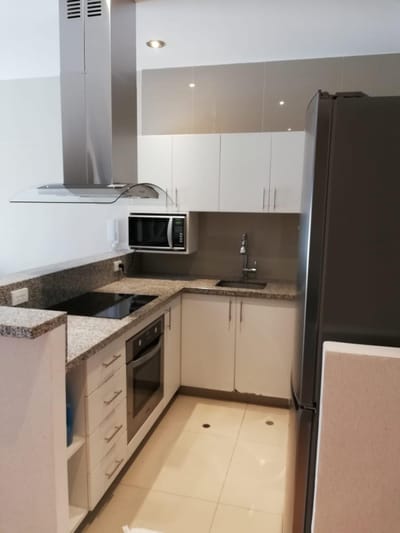VENDO DEPARTAMENTO AV. BERTOLOTTO, 2DO PISO, VISTA AL MAR