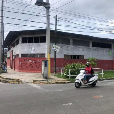 REMATO LOCAL COMERCIAL ALMACEN OFICINAS EN IQUITOS