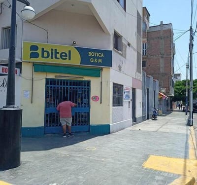 VENDO LOCAL COMERCIAL EN PRIMER PISO ESQUINA CERCA A LA COSTA VERDECHORRILLOS