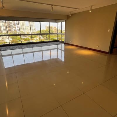 ALQUILO DEPARTAMENTO CON ESPECTACULAR VISTA EN MIROQUESADA CON AREAS COMUNES