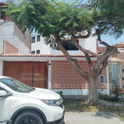 VENTA DE CASA EN CEDROS DE VILLA CHORRILOS