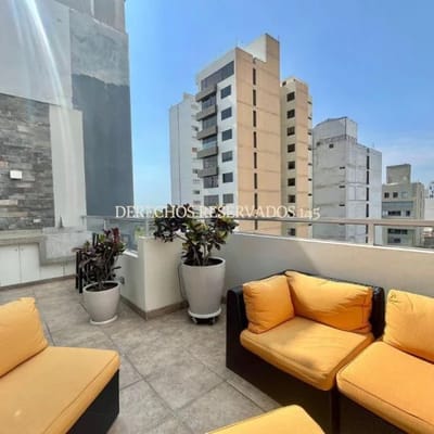 Precioso Penthouse Remodelado en Miraflores