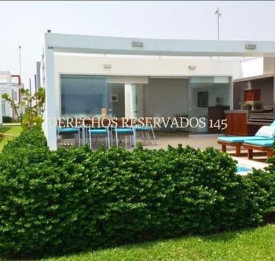 A T  m  Baj de Precio Bonita Casa con Vista Al Mar era Fila