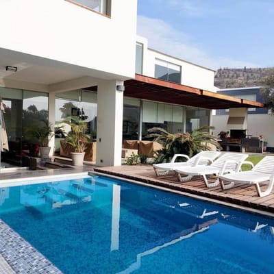 Casa muy moderna gran jardín - La Molina