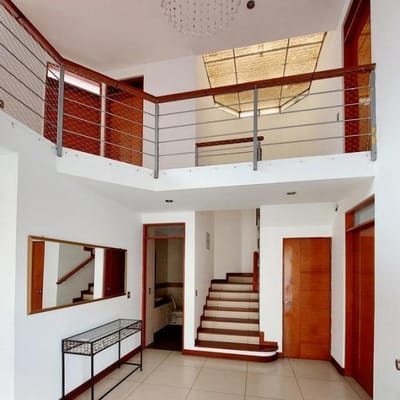 Preciosa casa con piscina y sótano en Sol de la Molina