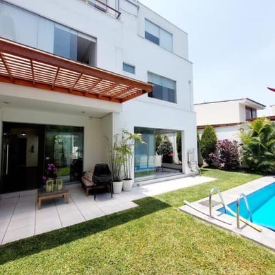 OPORTUNIDAD, BAJO DE PRECIO! Casa  moderna minimalista en SIRIUS, LA MOLINA.