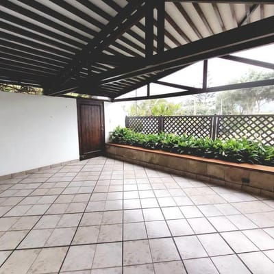 Departamento con Jardín- LAS LAGUNAS