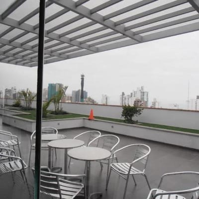 REMATO OFICINA - MIRAFLORES - Edificio inteligente - 6topiso - AC 45M2- $133,000