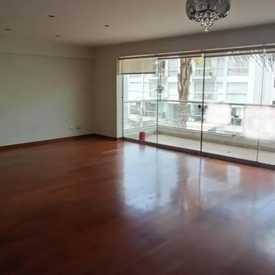 PRECIOSO DEPARTAMENTO EN VENTA  EN CHACARILLA SURCO
