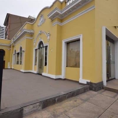 Alquilo local de 2 pisos, 540m² en Av Conquistadores, San Isidro