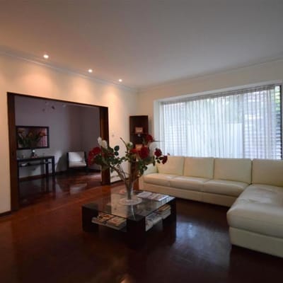 Vendo casa de dos pisos de 662m² cerca al Parque Olivar