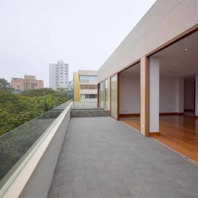 Vendo lujoso Penthouse estreno de 649m² frente a Parque Renán Elías, San Isidro