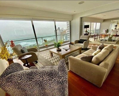 Vendo departamento de 256m², vista panorámica al mar, Malecón Marina