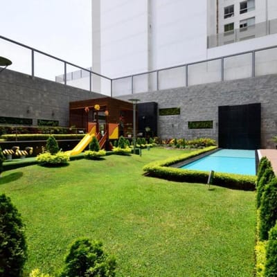 Alquilo dúplex amoblado, con terraza, 180m² cerca al Golf, San Isidro