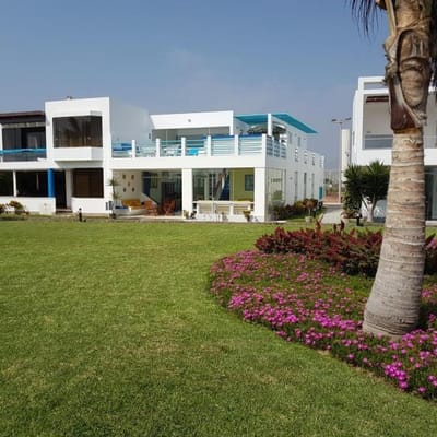 Se Alquilo o vendo Casa de Playa en Mar Azul, Asia.