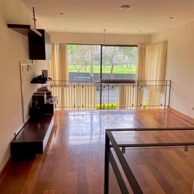 Alquilo amplio dúplex de 160m² frente al Golf, San Isidro