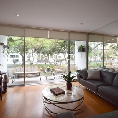 VENDO / ALQUILO IMPECABLE FLAT FRENTE AL PARQUE BELEN, SAN ISIDRO.