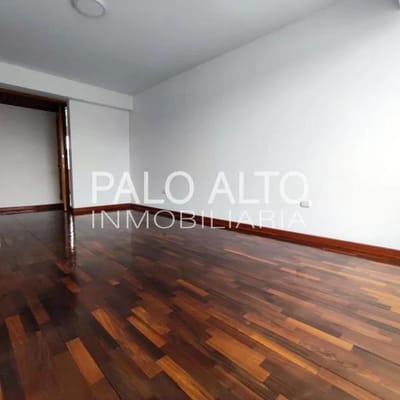 Vendo/ Alquilo Departamento a pasos de la Huaca Pucllana, Miraflores.