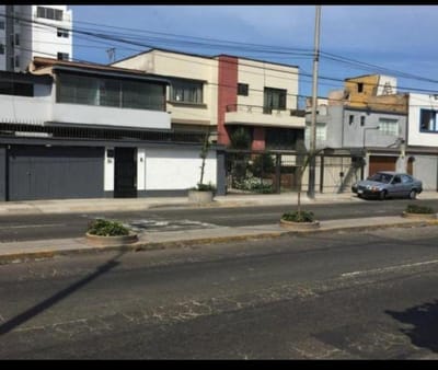 MUY CERCA DEL CUARTEL SAN MARTÍN