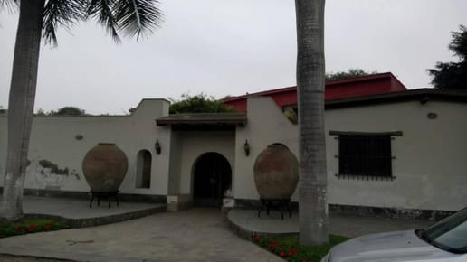Vendo linda casa