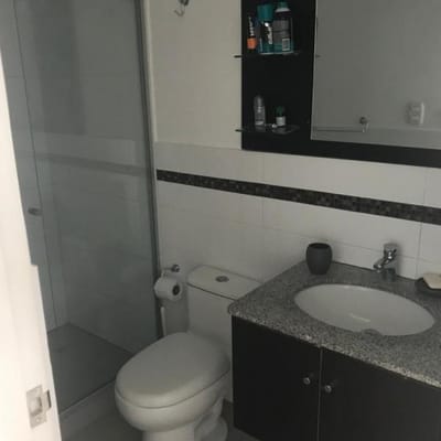Miraflores acogedor departamento , a una cuadra de la Av. Del Ejército y La Mar.