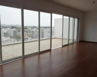 DUPLEX EN VENTA  DE 219 M2 DE 3 DOR 4 BAÑOS  TERRAZA CERCA AL MAR Y  PARQUE