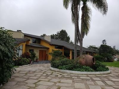 VENTA LINDA CASA DE CAMPO LURIN