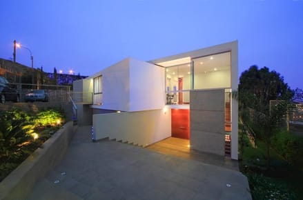HERMOSA CASA EN VENTA CASUARINAS SURCO