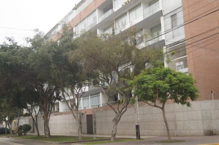 MODERNO DEPARTAMENTO EN MAGDALENA CON TERRAZA Y JARDIN