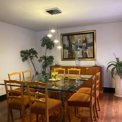 VENTA DE AMPLIO DÚPLEX - MIRAFLORES