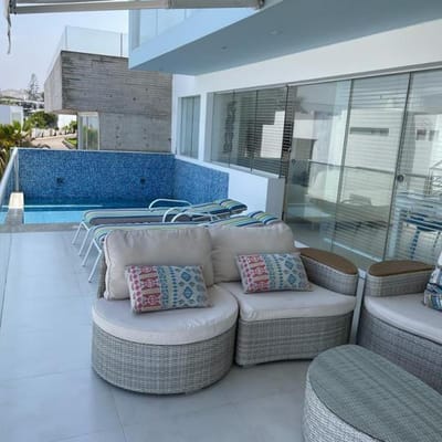 CASA DE PLAYA en VENTA en PUNTA NEGRA VISTA AL MAR