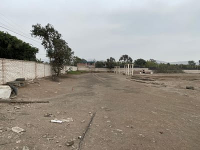 Alquilo espacios de terreno en Pachacámac