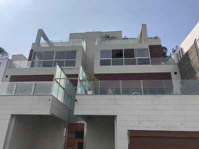 MODERNA CASA EN VENTA EN LA PLANICIE CALLE PROLONGACION ISLAS VIRGENES