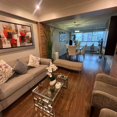 VENDO ESPECTACULAR DPTO EN SURCO AV PRECURSORES VALLE HERMOSO