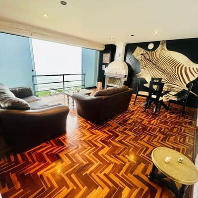 SE ALQUILAVENDE HERMOSO DEPARTAMENTO CON VISTA AL MAR EN MIRAFLORES