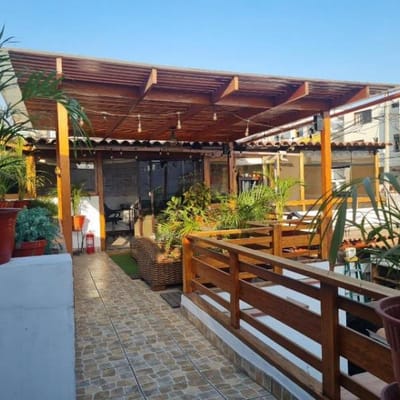 VENDO AMPLIA CASA EN SAN BORJA GRAN OPORTUNIDAD