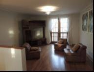 DUPLEX VENTA LIZARDO ALZAMORA CON PISCINA