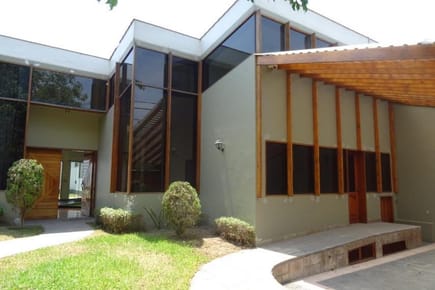Venta de Casa en condominio en La Molina por Wong de la Planicie
